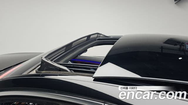 Mercedes-Benz S-Class 2021 — Photo 7/40