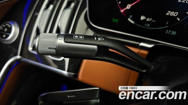 Mercedes-Benz S-Class 2021 — Photo 33/40
