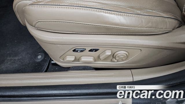 Kia K8 2021 — Şəkil 24/30