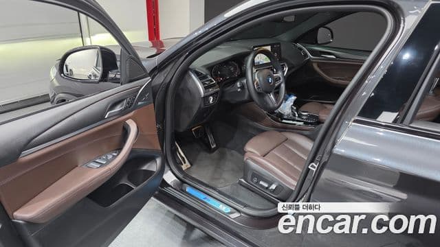 BMW X4 2022 — Şəkil 10/20