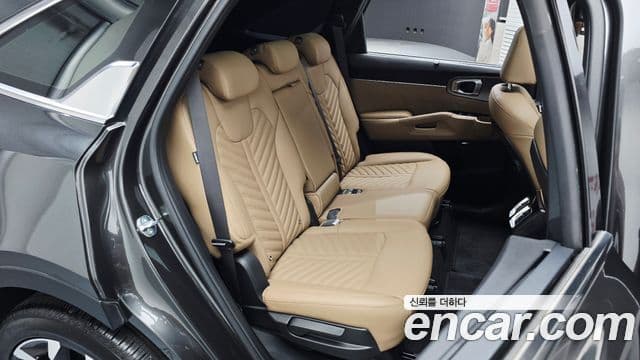 Kia Sorento 2024 — Şəkil 19/20