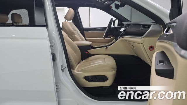 Jeep Grand Cherokee 2023 — Şəkil 10/32