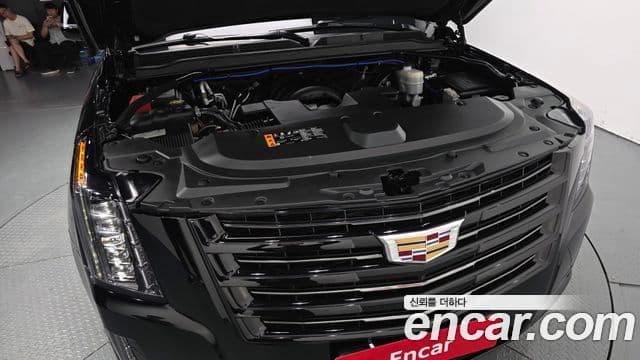 Cadillac Escalade 2019 — Şəkil 6/20