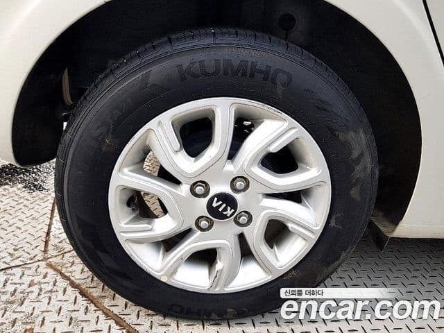 Kia All New Morning 2018 — Şəkil 18/20