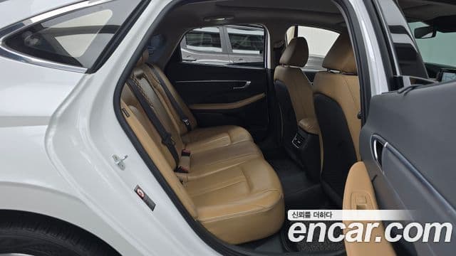 Hyundai Sonata 2019 — ფოტო 10/20
