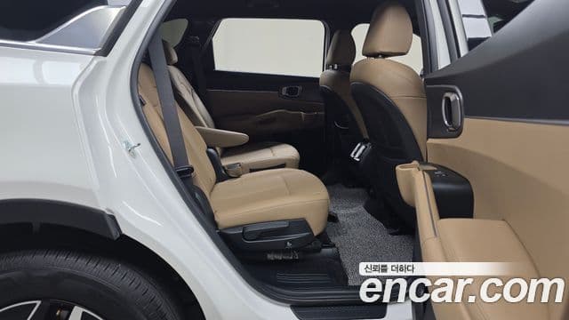 Kia Sorento 2025 — Şəkil 11/20