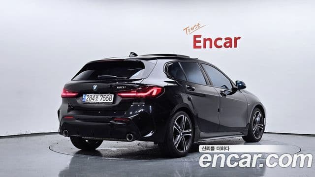 BMW 1 Series 2022 — Şəkil 2/20