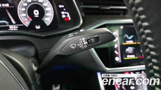 Audi A7 2021 — Şəkil 18/20