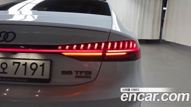 Audi A7 2021 — Photo 32/32