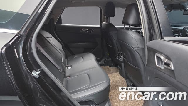 Kia Sportage 2023 — фото 11 из 20