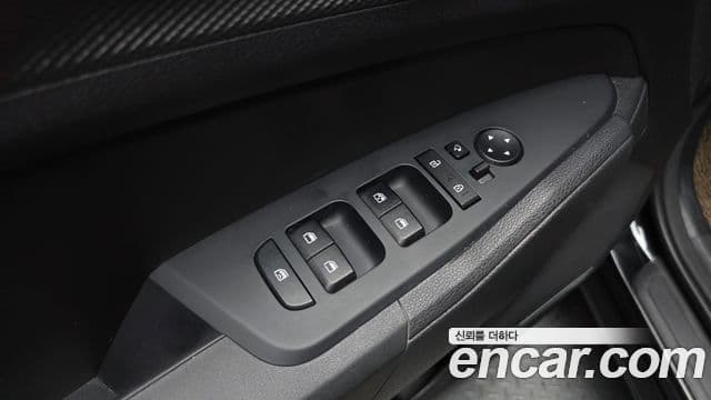 Kia Sportage 2023 — фото 16 из 20