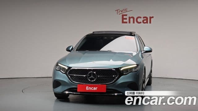 Mercedes-Benz E-Class 2025 — Фото 3/20
