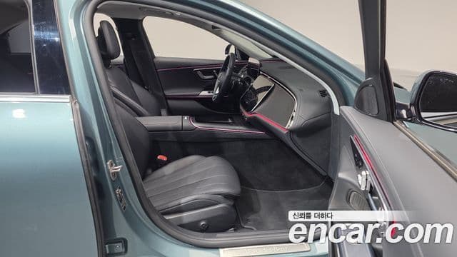 Mercedes-Benz E-Class 2025 — Фото 11/20