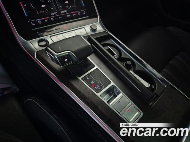 Audi A7 2021 — Şəkil 8/18