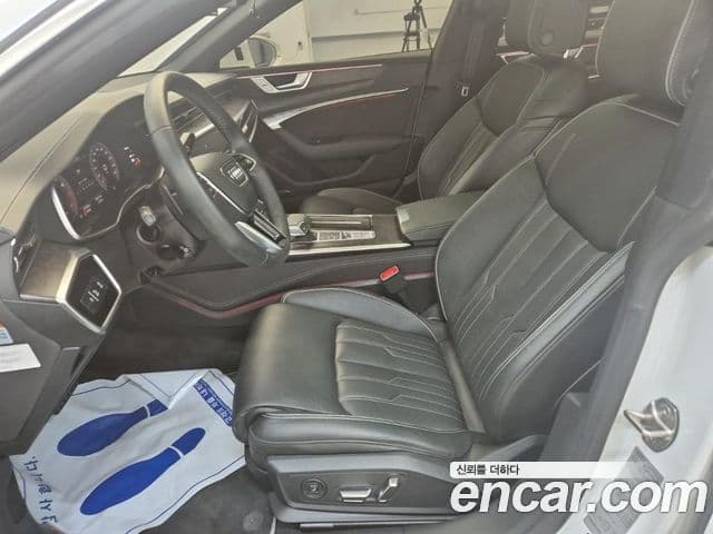 Audi A7 2021 — Şəkil 11/18