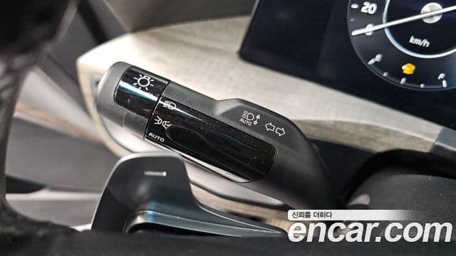 Kia K8 2023 — Photo 3/32