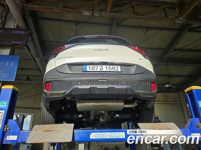 Kia Sportage 2022 — фото 1 из 2