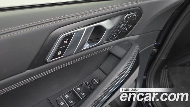 BMW X6 2025 — Photo 9/35