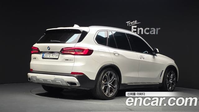 BMW X5 2022 — Photo 2/20