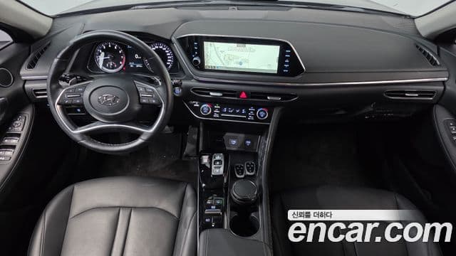 Hyundai Sonata 2023 — ფოტო 7/20