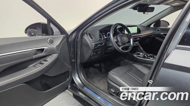 Hyundai Sonata 2023 — ფოტო 10/20