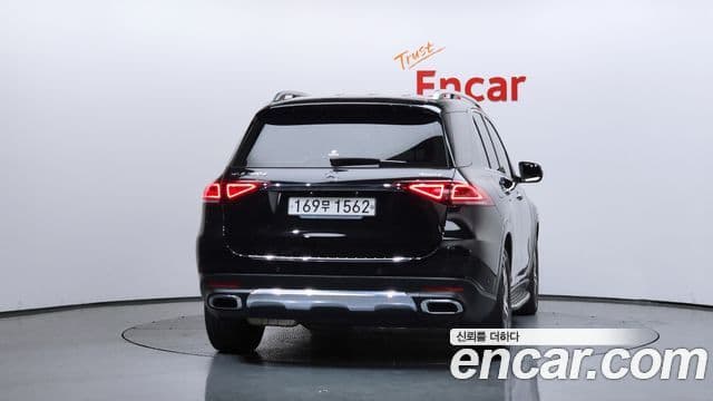 Mercedes-Benz GLE-Class 2019 — Şəkil 3/20