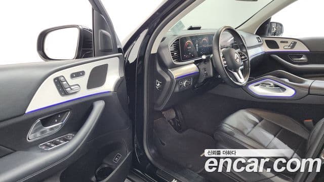 Mercedes-Benz GLE-Class 2019 — Şəkil 9/20