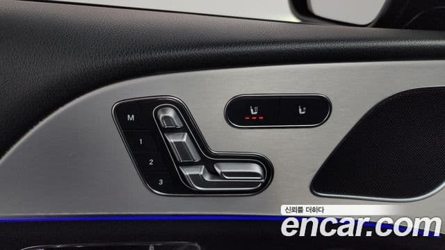 Mercedes-Benz GLE-Class 2019 — Şəkil 18/20