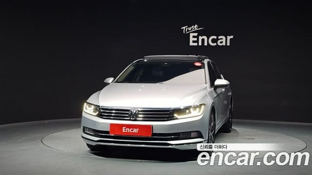 Volkswagen Passat GT 2018 — Фото 3/20