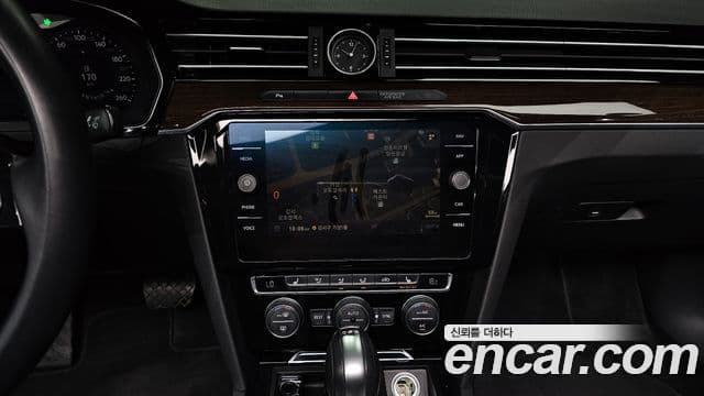 Volkswagen Passat GT 2018 — Фото 13/20