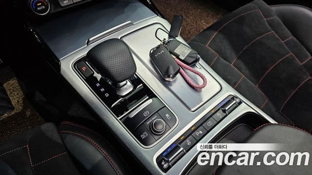 Kia Stinger 2022 — Şəkil 9/20
