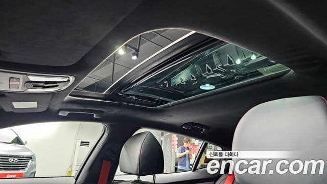 Kia Stinger 2022 — Şəkil 15/20
