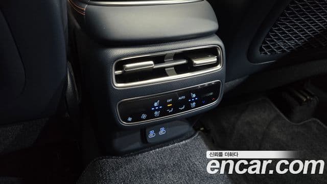 Genesis GV70 2025 — Şəkil 23/33