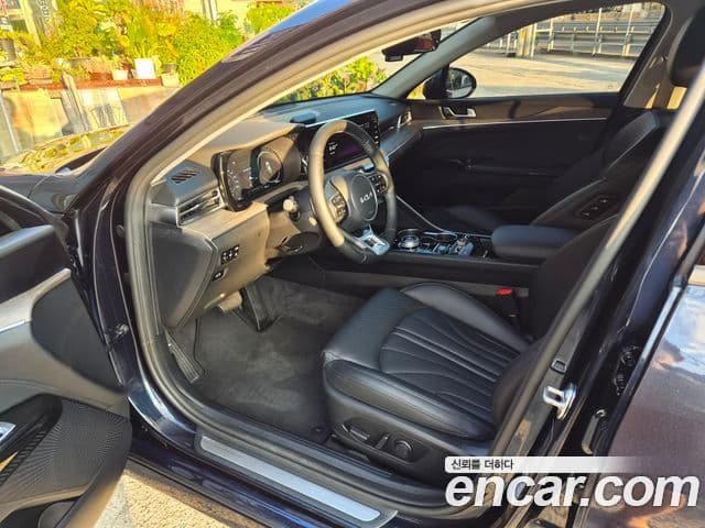 Kia K5 2023 — Şəkil 6/14