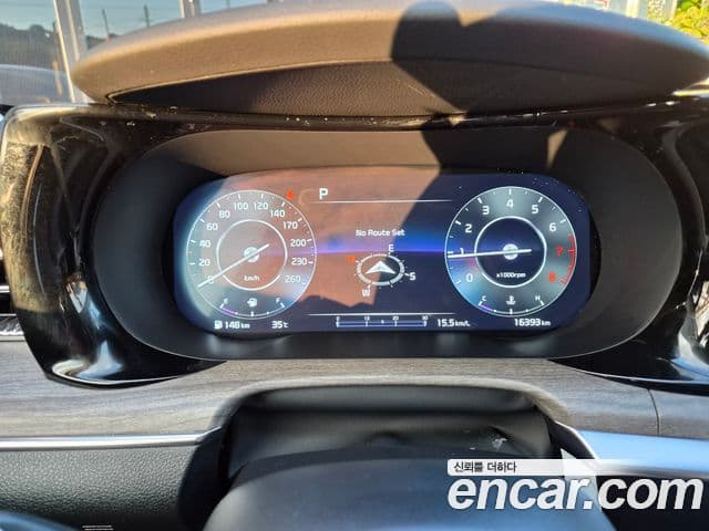Kia K5 2023 — Şəkil 7/14