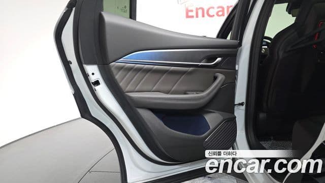 Renault Samsung Filante 2026 — Photo 32/33