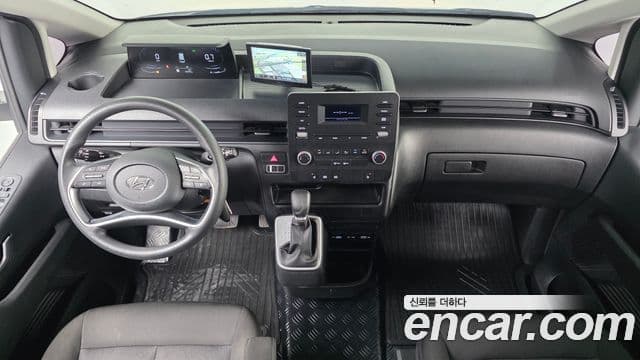 Hyundai Staria 2022 — Фото 7/20