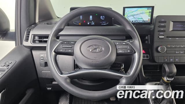 Hyundai Staria 2022 — Фото 13/20