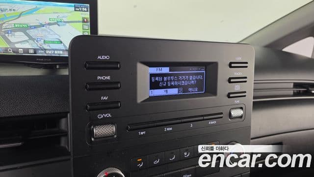 Hyundai Staria 2022 — Фото 16/20