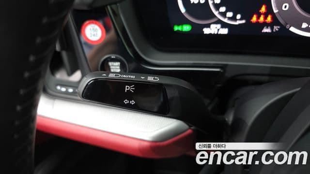 Porsche Cayenne 2023 — Photo 5/34