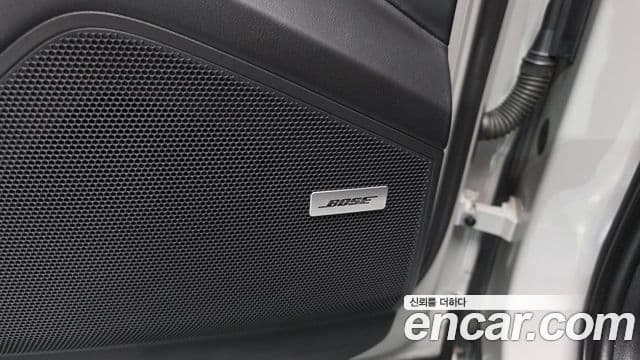Porsche Cayenne 2023 — Photo 11/34