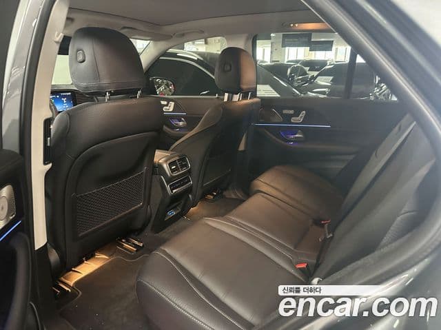 Mercedes-Benz GLE-Class 2025 — Şəkil 9/18