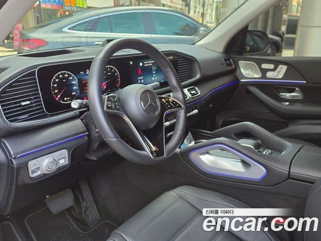 Mercedes-Benz GLE-Class 2025 — Фото 12/18