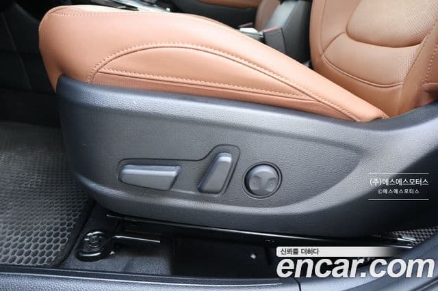 Kia Seltos 2025 — ფოტო 17/20