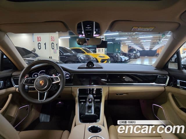 Porsche Panamera 2020 — фото 10 из 20