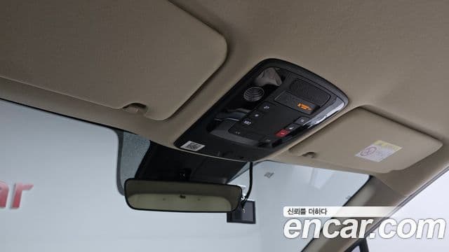 Kia Carnival 2021 — Şəkil 17/20