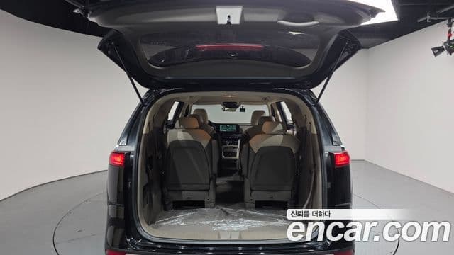 Kia Carnival 2021 — Şəkil 20/20