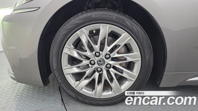 Lexus LS500 2019 — Şəkil 5/20