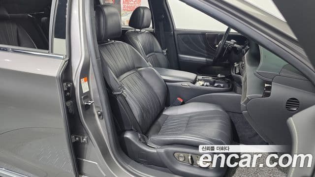 Lexus LS500 2019 — Şəkil 12/20