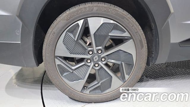 Renault Samsung Grand Koleos 2025 — Photo 35/37